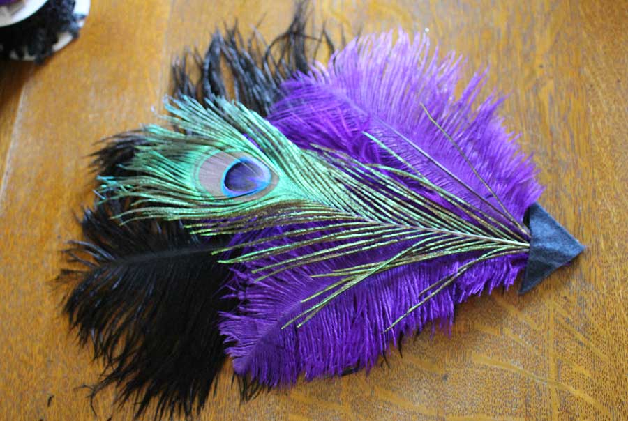 Women's Purple Pirate Hat With Feathers