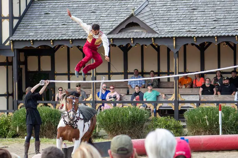 Beating the Heat: How to Survive Summer Ren Faire - Ohio Renaissance  Festival